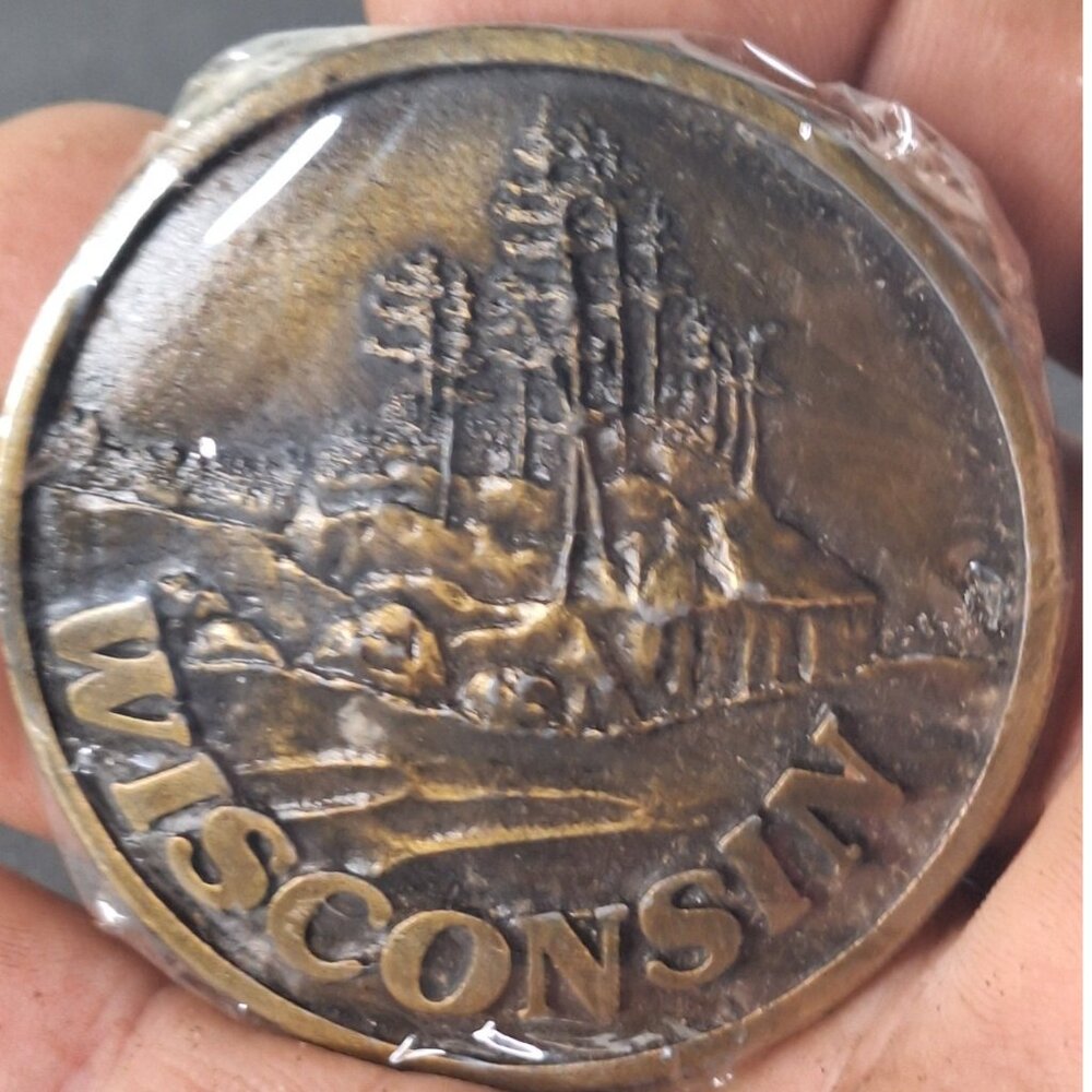 Wisconsin Brass Belt Buckle 1978 By The Shopkeeper